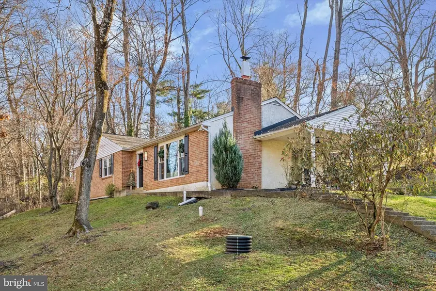 852 W Miner St, West Chester, PA 19382 - Image #2