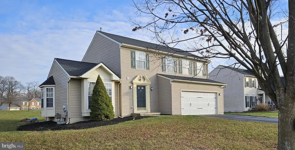 308 Flagstone Cir, Coatesville, PA 19320 - Image #1