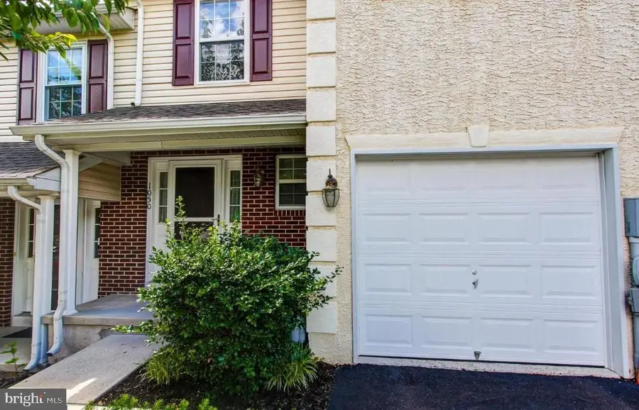 1050 Square Dr #2, Phoenixville, PA 19460 - Image #2