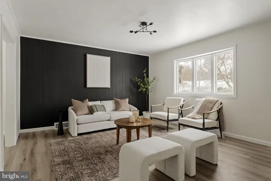 310 Buchanan Dr, Coatesville, PA 19320 - Image #3