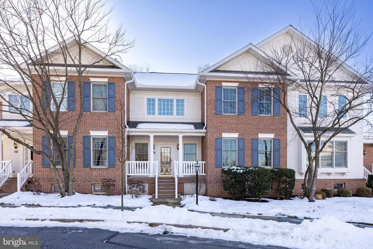 427 Vineyard Ln, Downingtown, PA 19335 - Image #1