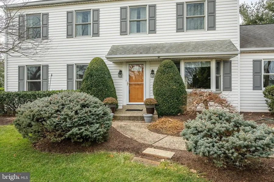 827 Plumtry Dr, West Chester, PA 19382 - Image #3