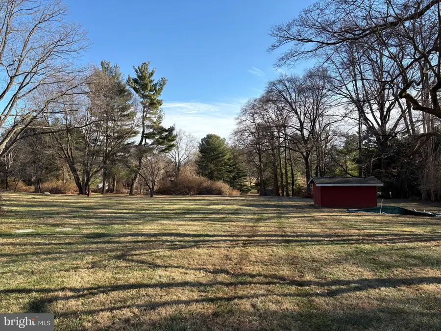 58 Laurel Cir, Malvern, PA 19355 - Image #2