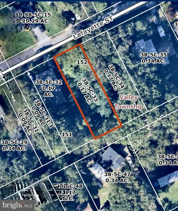 Lafayette St, COATESVILLE, PA 19320