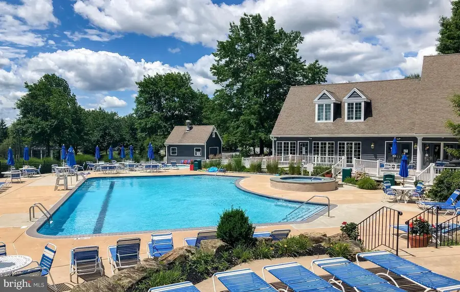 109 Lakeside Dr, Downingtown, PA 19335 - Image #3