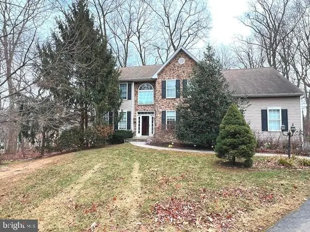 830 E Cub Hunt Ln, West Chester, PA 19380 - Image #1