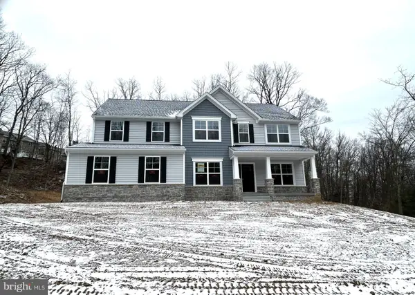 222 W Uwchlan Ave, DOWNINGTOWN, PA 19335