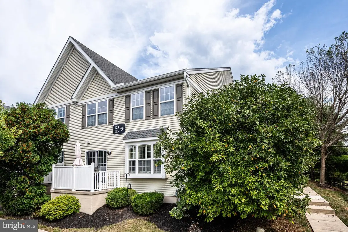 123 Granite Ln #8, Chester Springs, PA 19425 - Image #1
