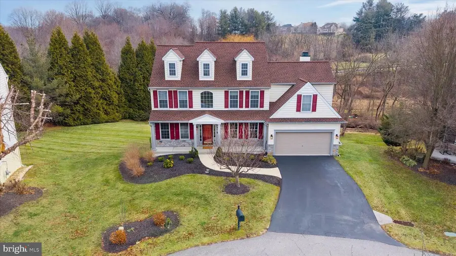 104 Kittanset Ct, Avondale, PA 19311 - Image #2