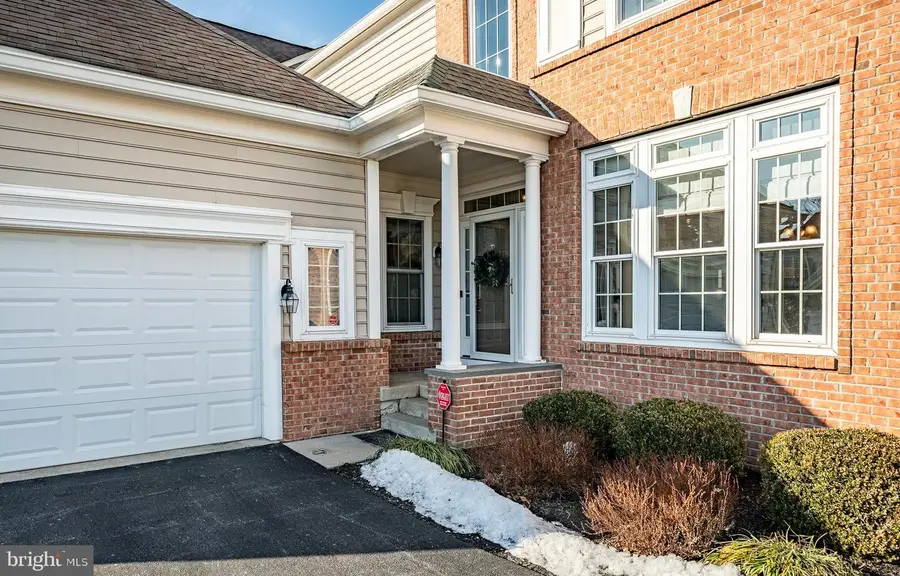 300 S Caldwell Cir, Downingtown, PA 19335 - Image #3