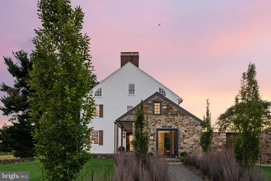 864 Grubbs Mill Rd, Newtown Square, PA 19073 - Image #2