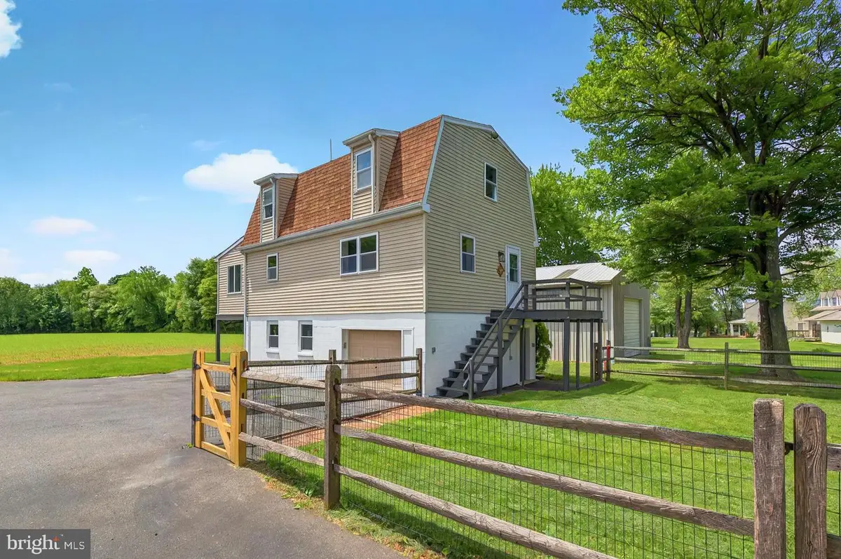 222 Old Racetrack Rd, Parkesburg, PA 19365 - Image #1