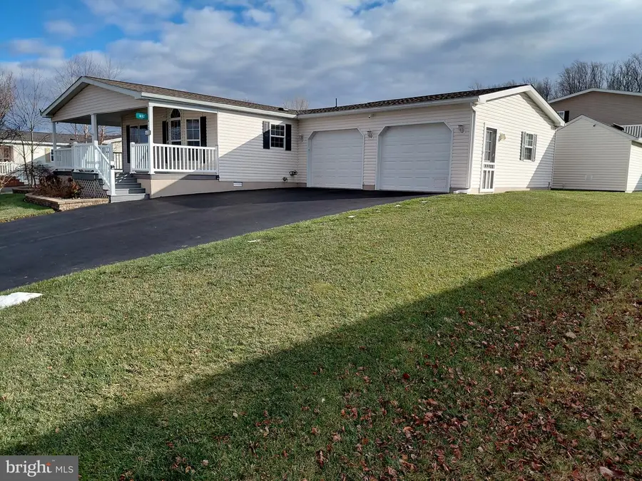 412 Aspen St, Coatesville, PA 19320 - Image #2