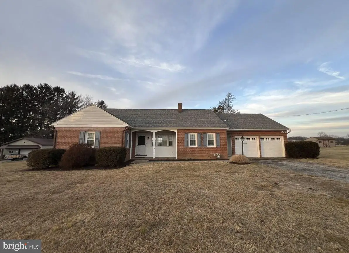 631 W Locust St, Oxford, PA 19363 - Image #1