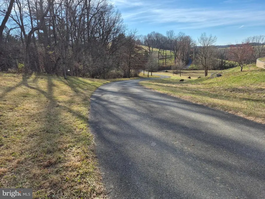 5 Triblers Ford Ln, West Chester, PA 19382 - Image #2