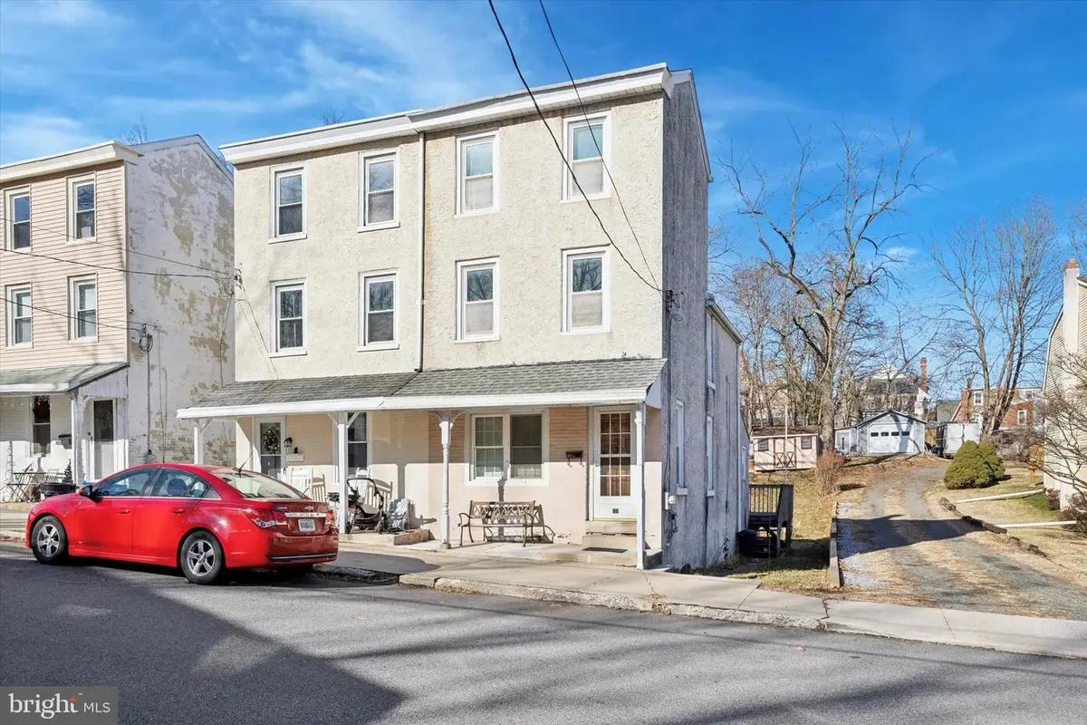 149 Poplar St, Spring City, PA 19475 - Image #1