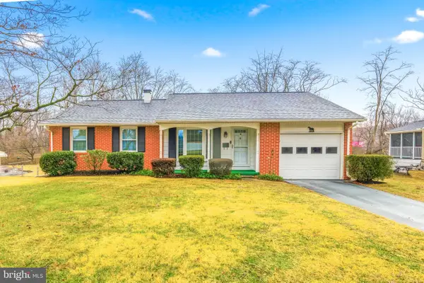 212 N Lake Dr, DOWNINGTOWN, PA 19335