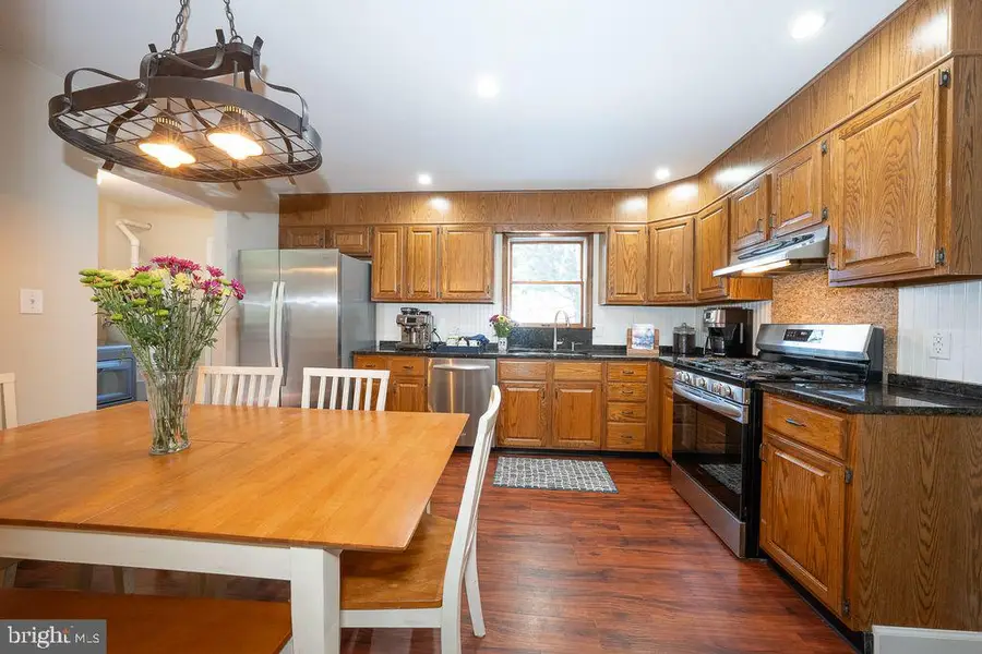 234 Whiteland Ave, Downingtown, PA 19335 - Image #2