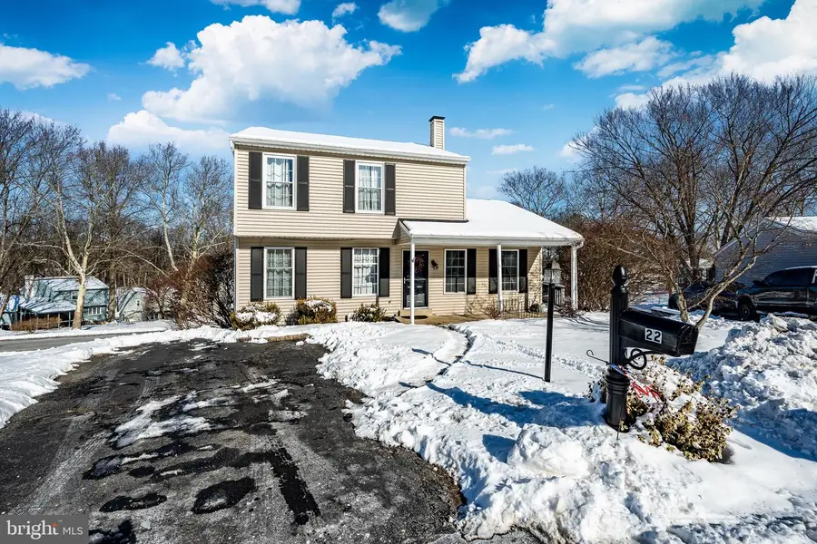 22 Windemere Ct, Downingtown, PA 19335 - Image #2