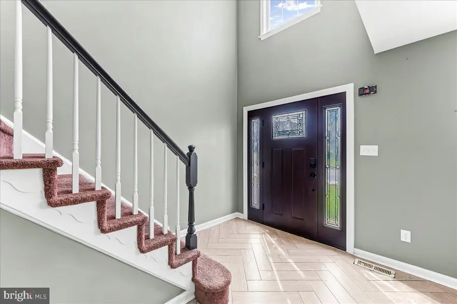 113 Midland Dr, Oxford, PA 19363 - Image #2