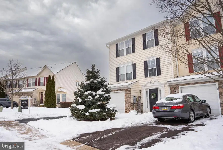 117 N Savanna Dr, Pottstown, PA 19465 - Image #3