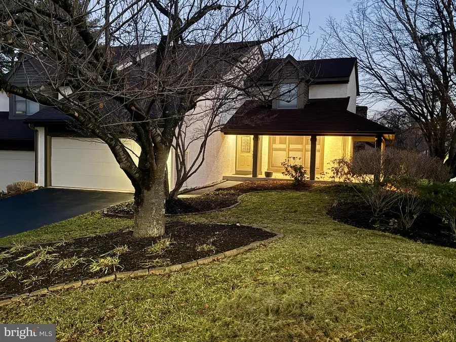 201 Springhouse Pond, Chesterbrook, PA 19087 - Image #2