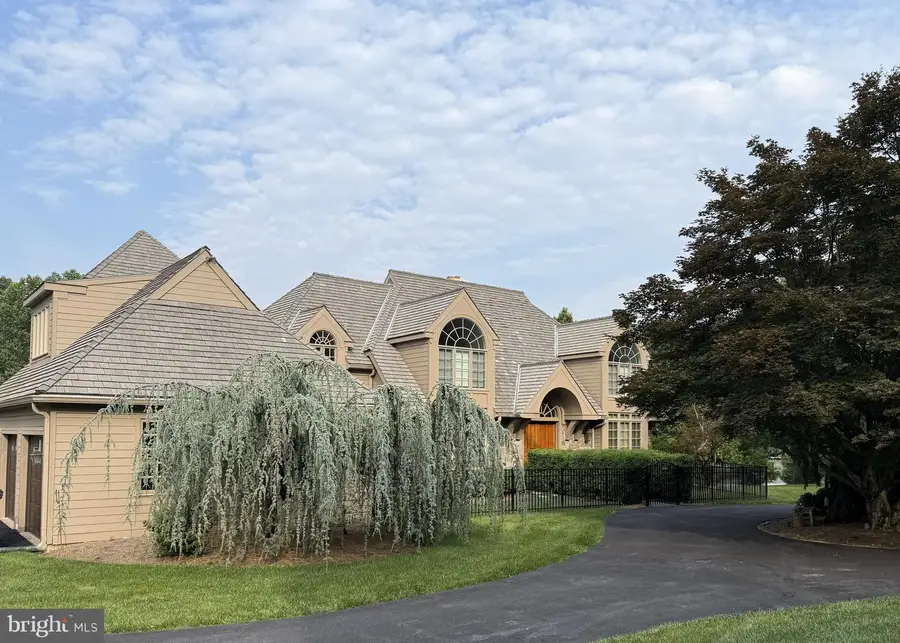 2220 Bodine Rd, Malvern, PA 19355 - Image #2