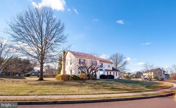 1016 Winding River Ln, PHOENIXVILLE, PA 19460