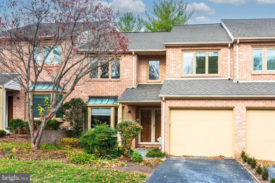 11 Treaty Dr, Chesterbrook, PA 19087 - Image #2