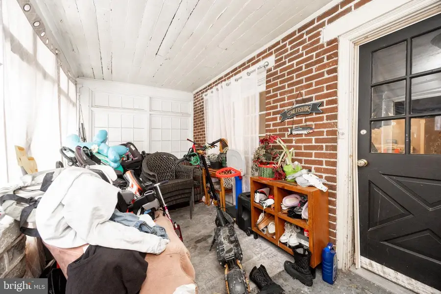 33 S 6th Ave, Coatesville, PA 19320 - Image #2