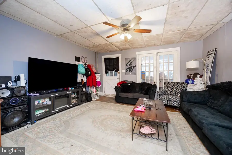 33 S 6th Ave, Coatesville, PA 19320 - Image #3