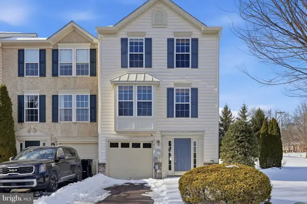 3 Carriage House Rd, POTTSTOWN, PA 19465