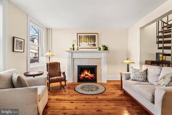 220 S Walnut St, WEST CHESTER, PA 19382