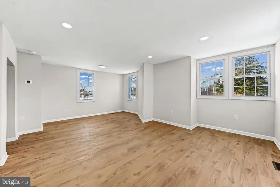 232 S 5th St, Oxford, PA 19363 - #2