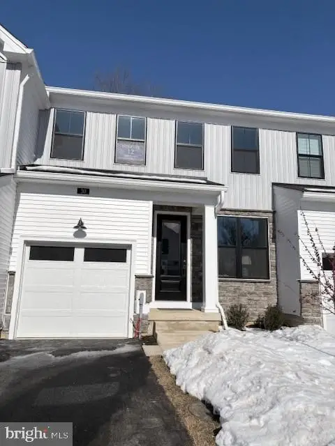 30 Grayson Ln, Downingtown, PA 19335 - Image #1