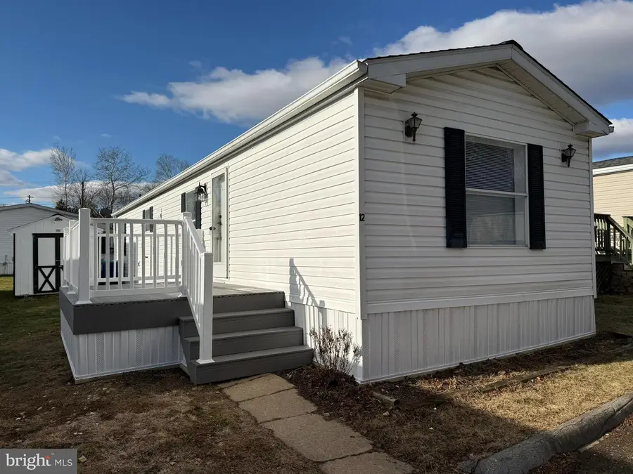 12 Vintage Ln, Honey Brook, PA 19344 - #2