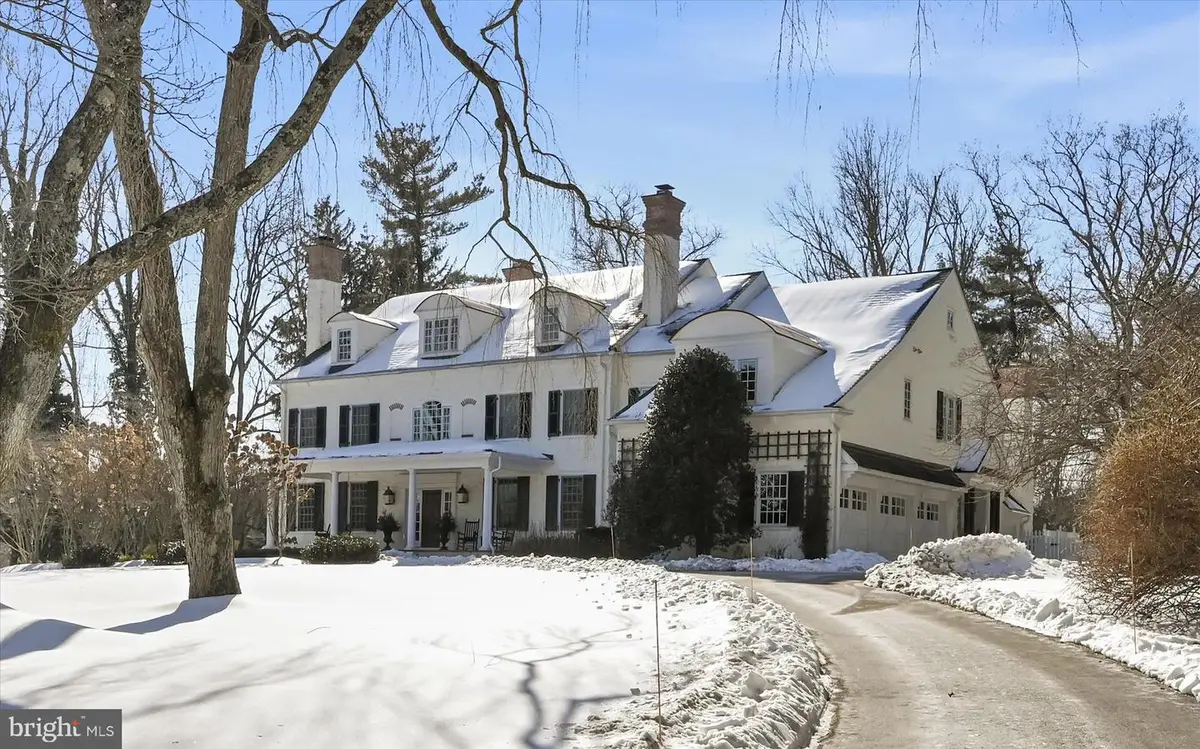 518 Newtown Rd, Berwyn, PA 19312 - #1