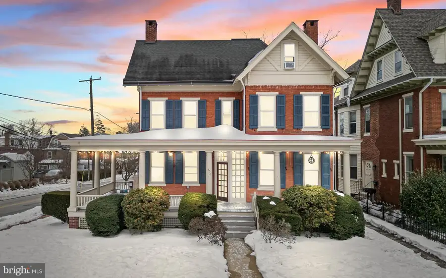 402 W Union St, West Chester, PA 19382 - #2