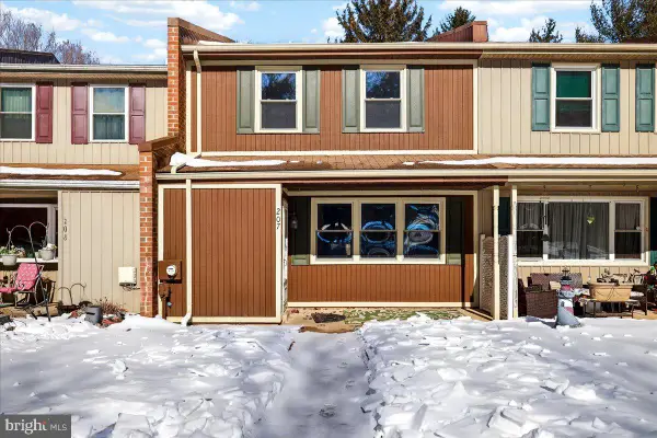 207 Westbury Ct, DOWNINGTOWN, PA 19335