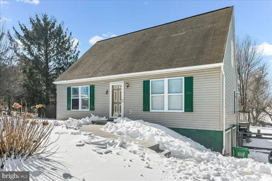 594 5th St, Oxford, PA 19363 - #2