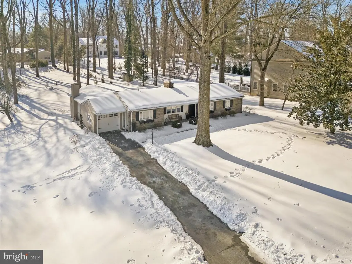 211 Deepdale Rd, Wayne, PA 19087 - #1