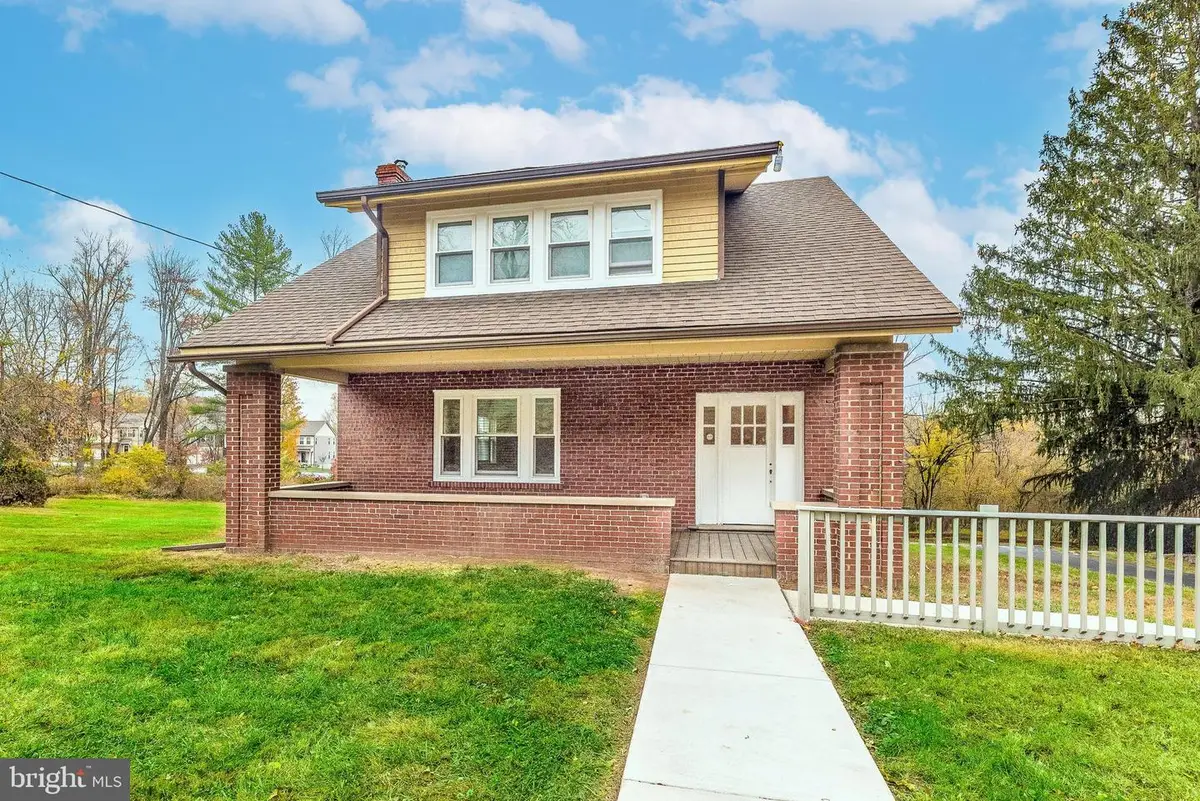 343 Pawlings Rd, Phoenixville, PA 19460 - #1