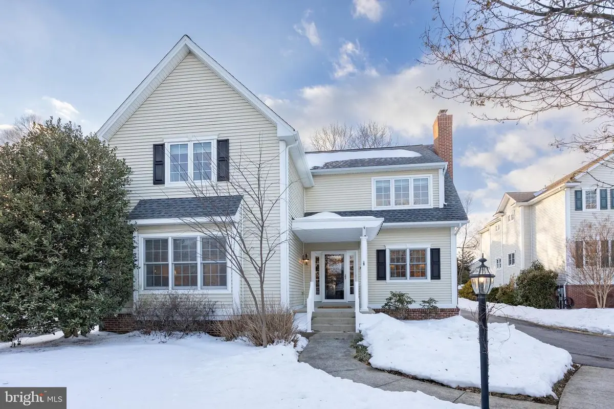 956 Pinehurst Dr, Chester Springs, PA 19425 - #1