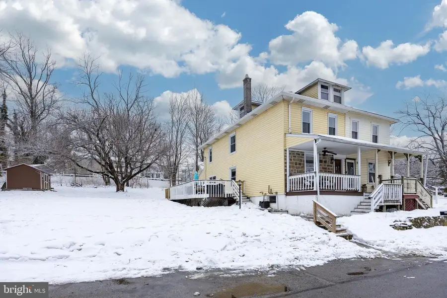 3262 Walnut St, Downingtown, PA 19335 - #3