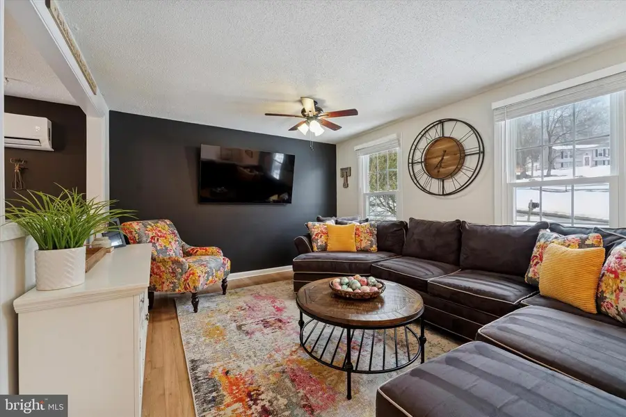 203 Katherine Ln, Coatesville, PA 19320 - #3