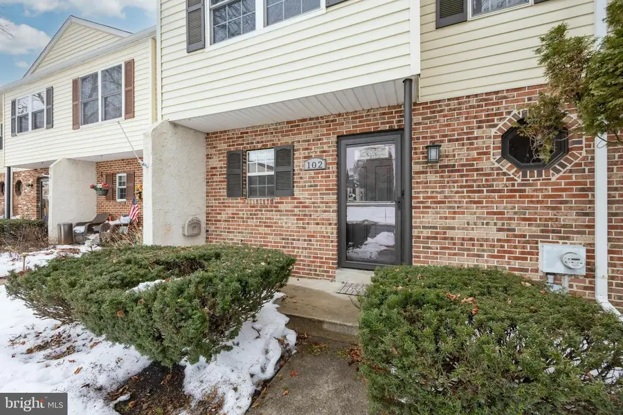 102 Chester Ct, Downingtown, PA 19335 - #3
