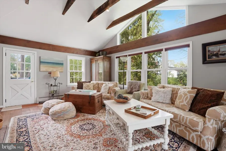 647 Fernfield Cir, Wayne, PA 19087 - #2