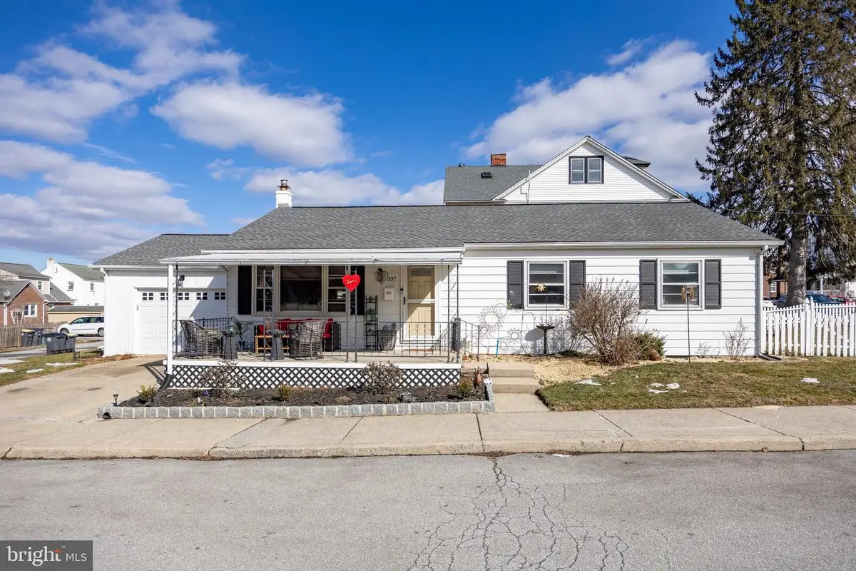 337 Highland Ave, Downingtown, PA 19335 - #1