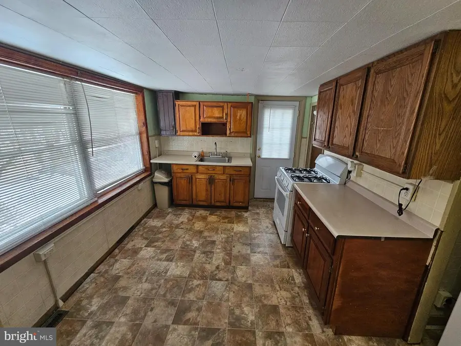 746 Wagontown Rd, Coatesville, PA 19320 - #2