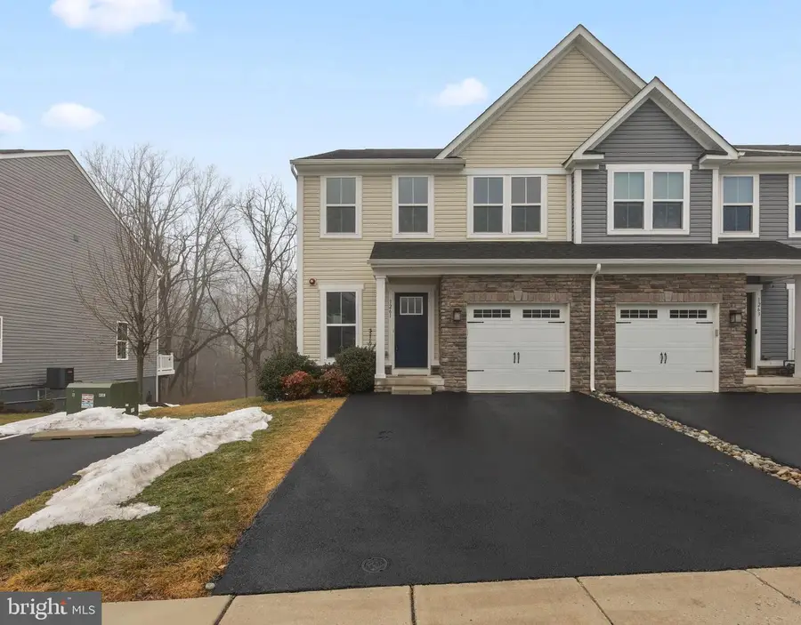 1261 Benjamin Dr, Kennett Square, PA 19348 - #2